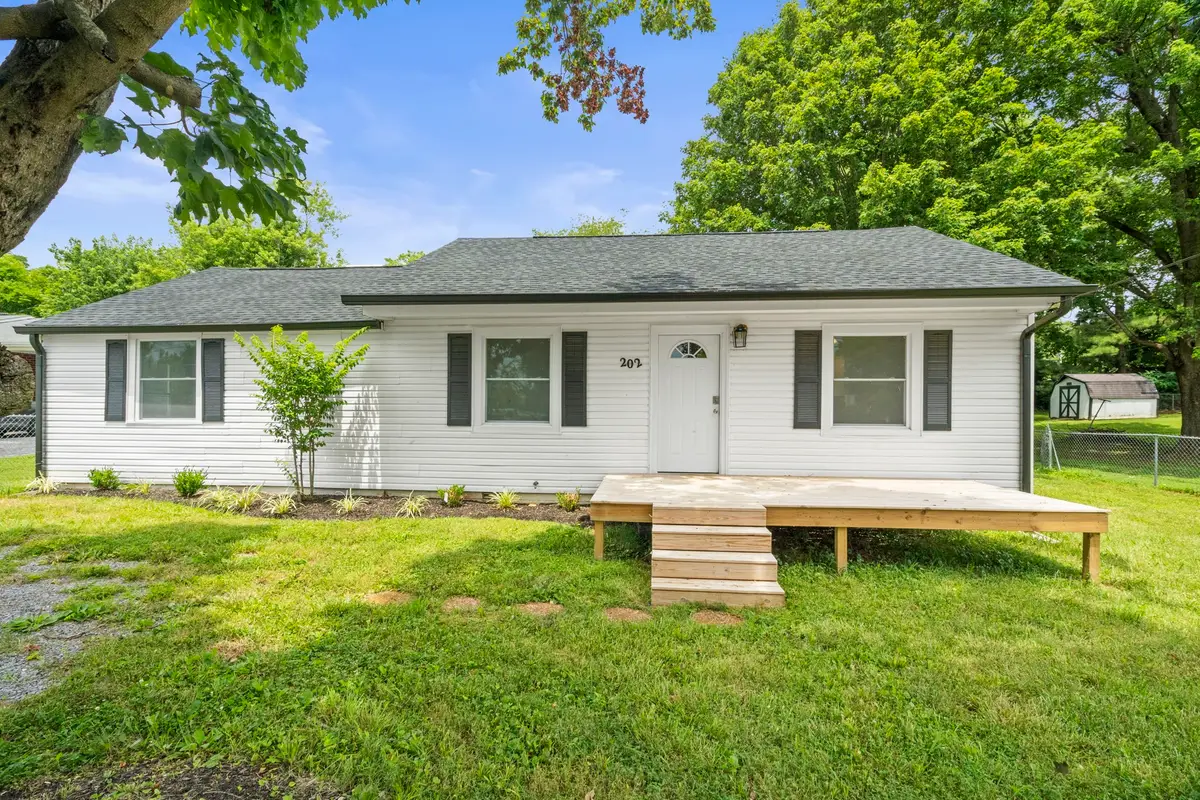 202 Fowler Ford Rd, Portland, TN 37148 - Image #1