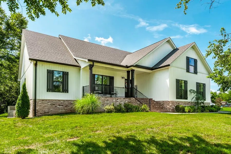 792 Greenfield Ln, Castalian Springs, TN 37031 - Image #3