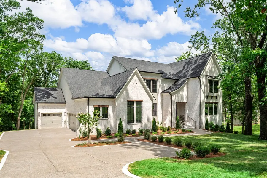 1310 Lipscomb Dr, Brentwood, TN 37027 - Image #2