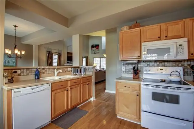 6832 Bridgewater Dr, Nashville, TN 37221 - #3