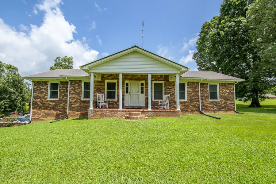 1053 Houston Smith Rd, Iron City, TN 38463 - Image #2