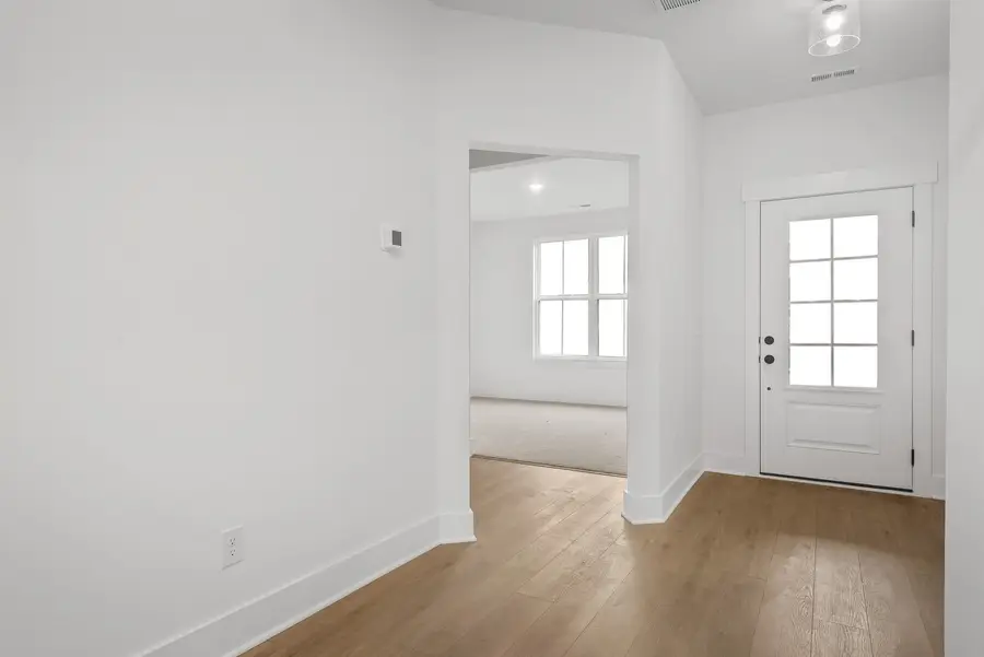 2882 Netterfield Drive, White House, TN 37188 - Image #3