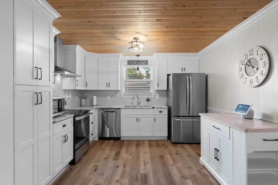 213 Riverwood Dr, Hendersonville, TN 37075 - #2