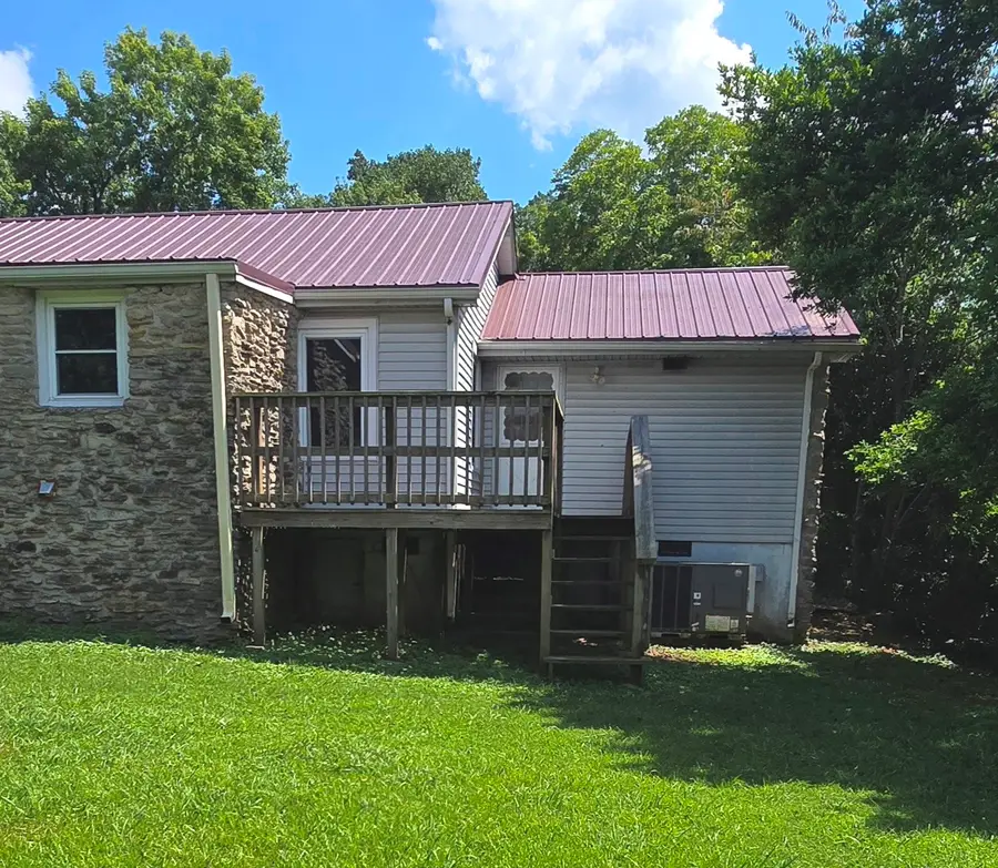 703 Hatcher Dr, Fayetteville, TN 37334 - Image #3