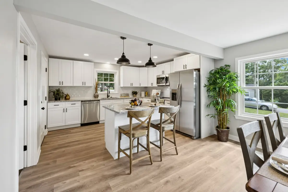 226 Garwood Dr, Nashville, TN 37210 - Image #1