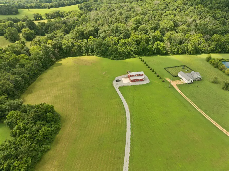 4215 Hampshire Pike, Hampshire, TN 38461 - Image #3