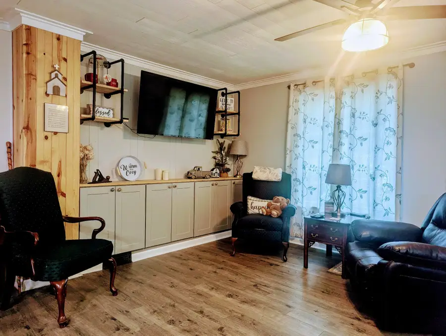 722 Hickory St, Centerville, TN 37033 - Image #2