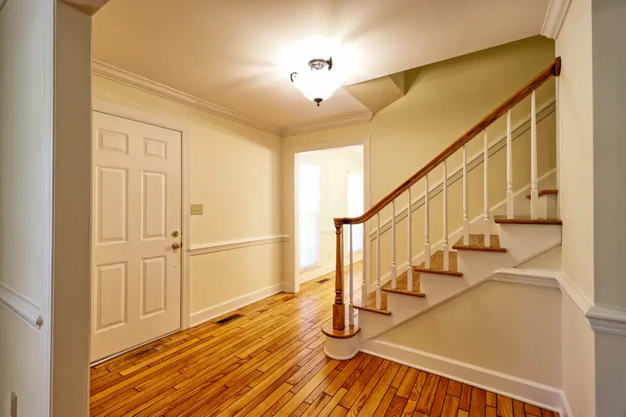 602 Edenburg Dr, Columbia, TN 38401 - #3