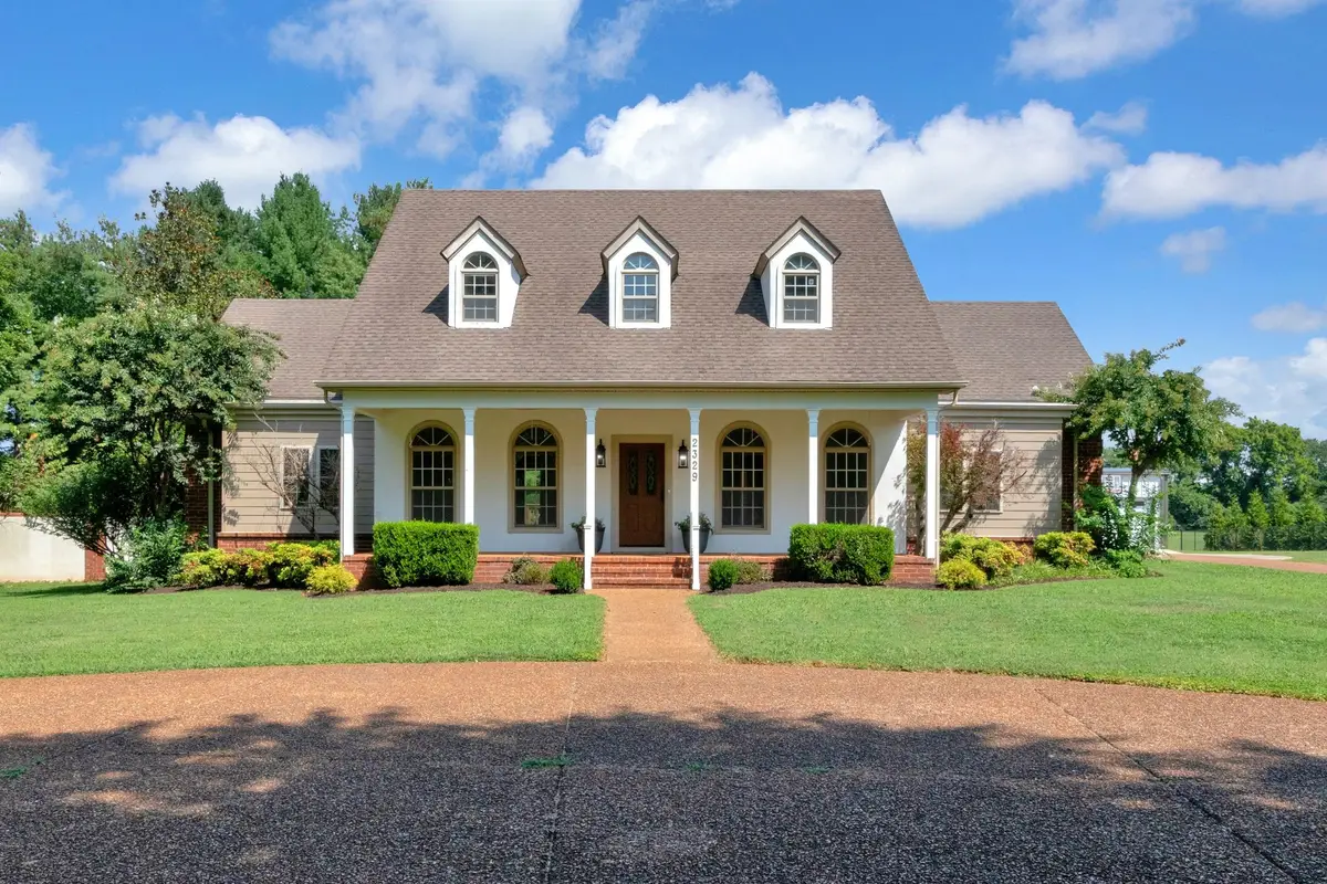 2329 Irby Ln, Murfreesboro, TN 37127 - Image #1