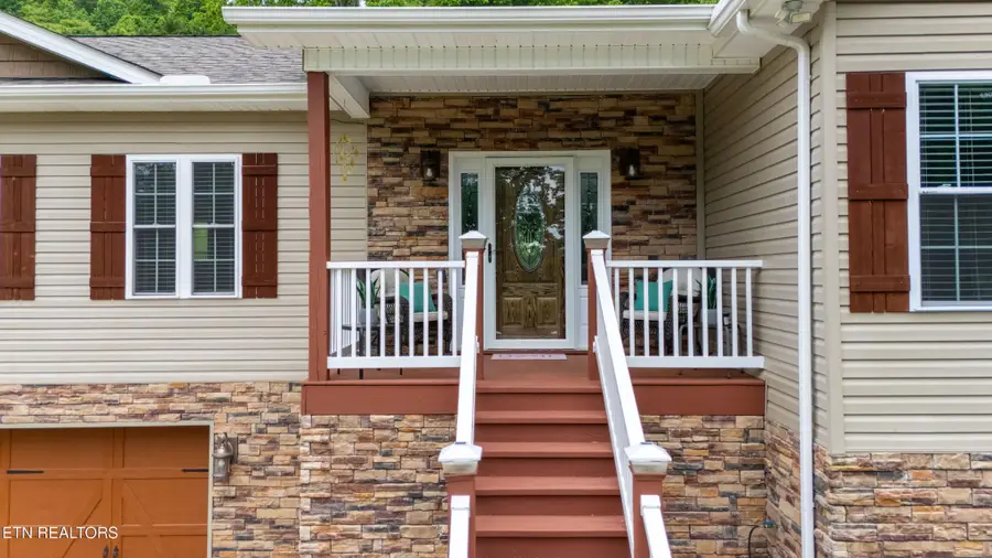 180 Owens Drive, Rocky Top, TN 37769 - Image #2