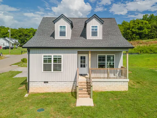 127 E Hill St, Cornersville, TN 37047