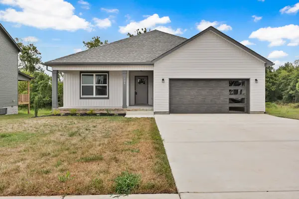 504 Herman Dr, Clarksville, TN 37042