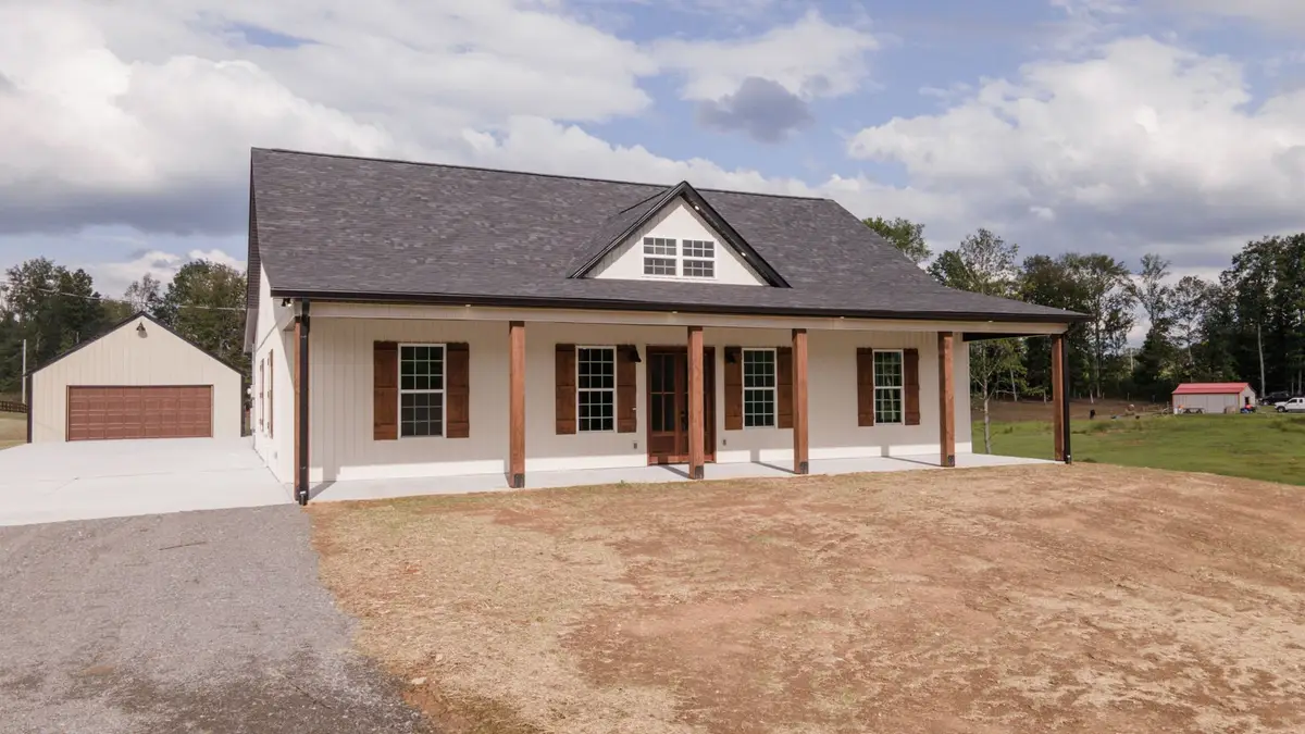 882 Warner Bridge Rd, Shelbyville, TN 37160 - Image #1