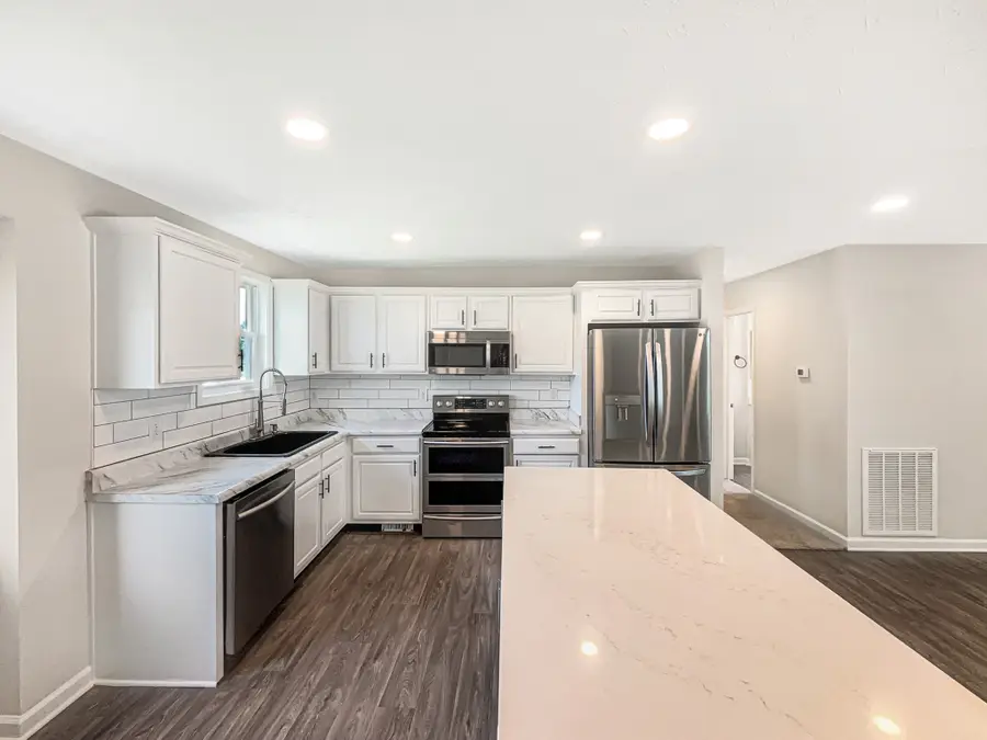 1208 Langwood Dr, Gallatin, TN 37066 - #2