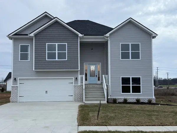 460 Ayden Ln, Clarksville, TN 37042