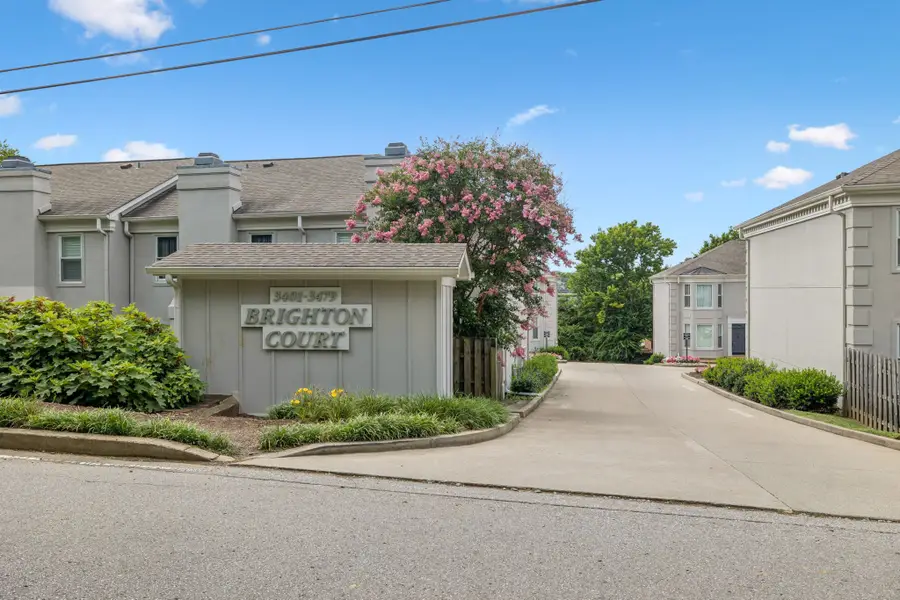 3429 Golf Club Ln, Nashville, TN 37215 - Image #2