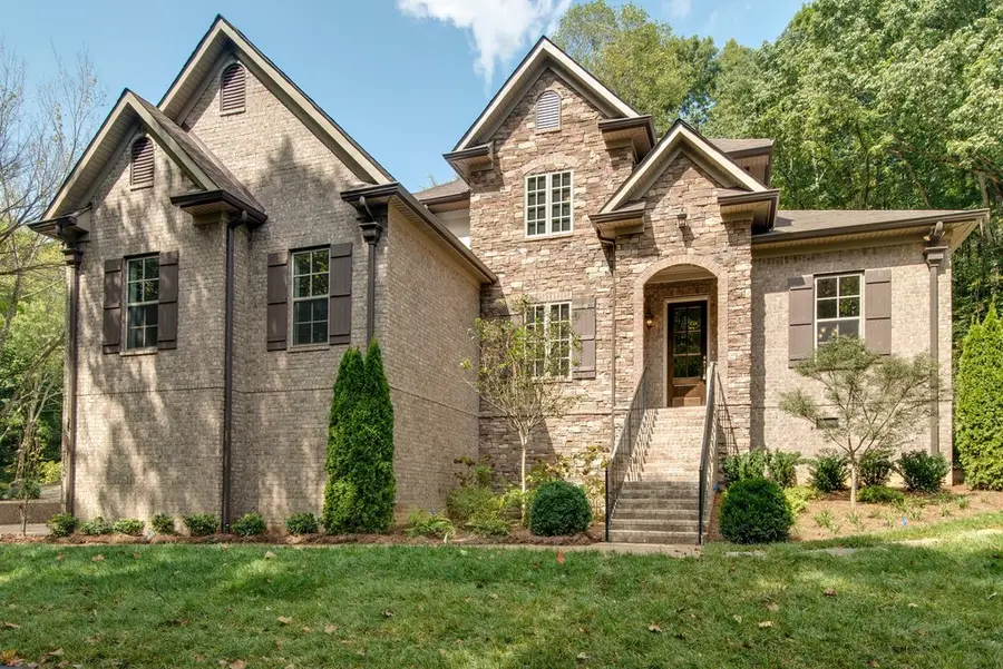 7640 Chipmunk Ln, Nashville, TN 37221 - #2