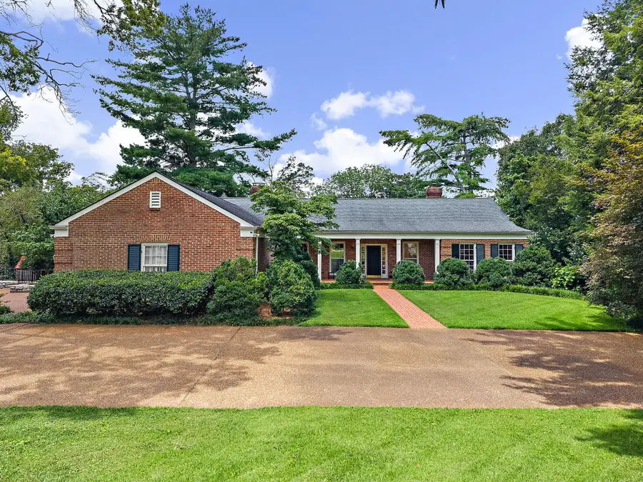 201 Sunnyside Dr, Nashville, TN 37205 - Image #2