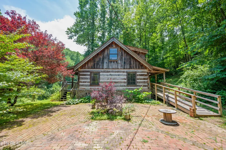 727 Hidden Valley Rd, Gatlinburg, TN 37738 - #3