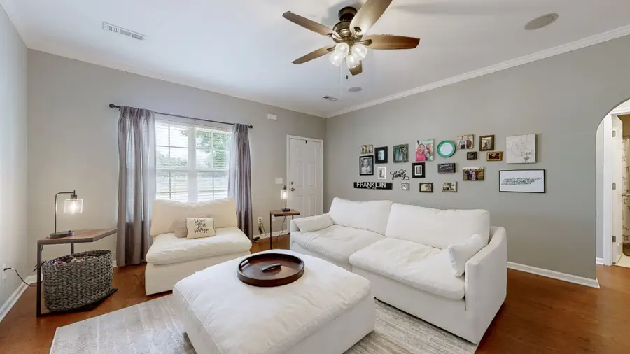 1141 Magnolia Dr, Franklin, TN 37064 - Image #3