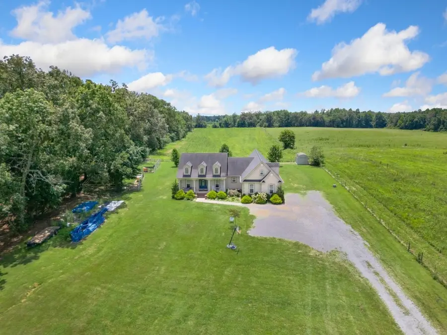 205 Lbl Dr, McMinnville, TN 37110 - #3