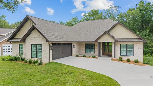 230 Tomlon Rd, Crossville, TN 38555