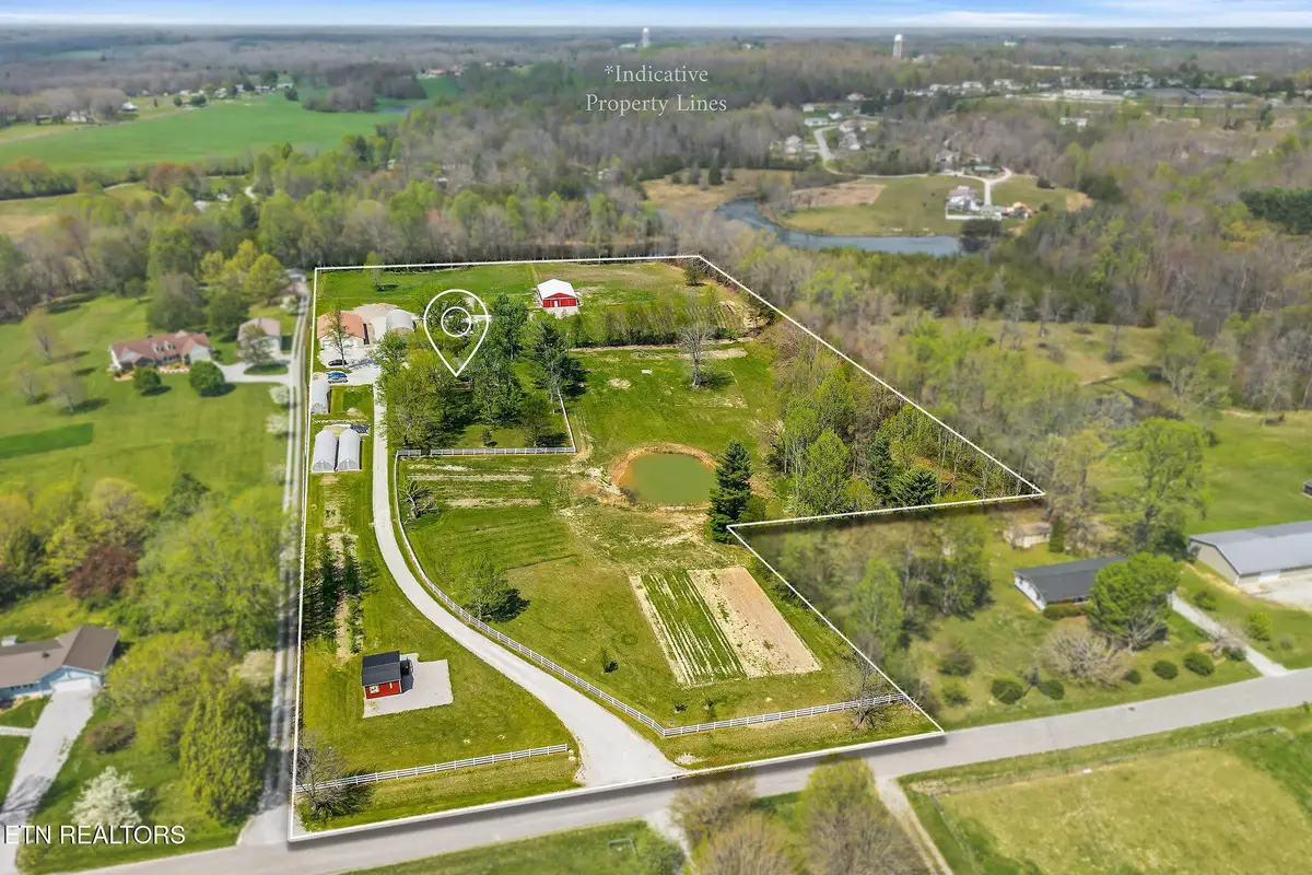 698 Maynard Rd Rd, Crossville, TN 38571 - #1