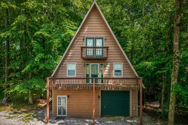 308 Cosby Parris Rd, Byrdstown, TN 38549