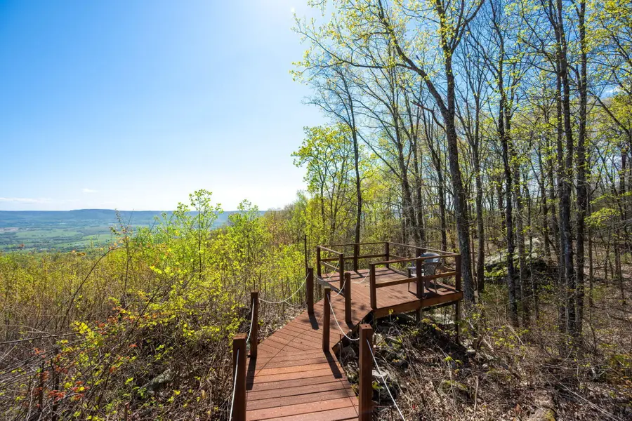 264 Harlee Vista Rd, Pikeville, TN 37367 - Image #2