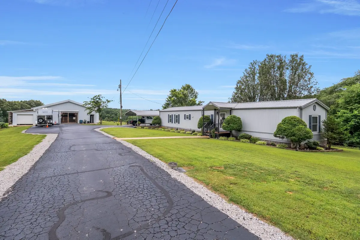 190 Carmack Dr, Lexington, TN 38351 - Image #1