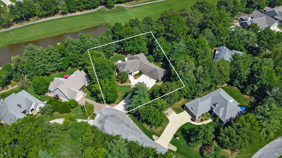 44 Inwood Ct, Crossville, TN 38558 - #3