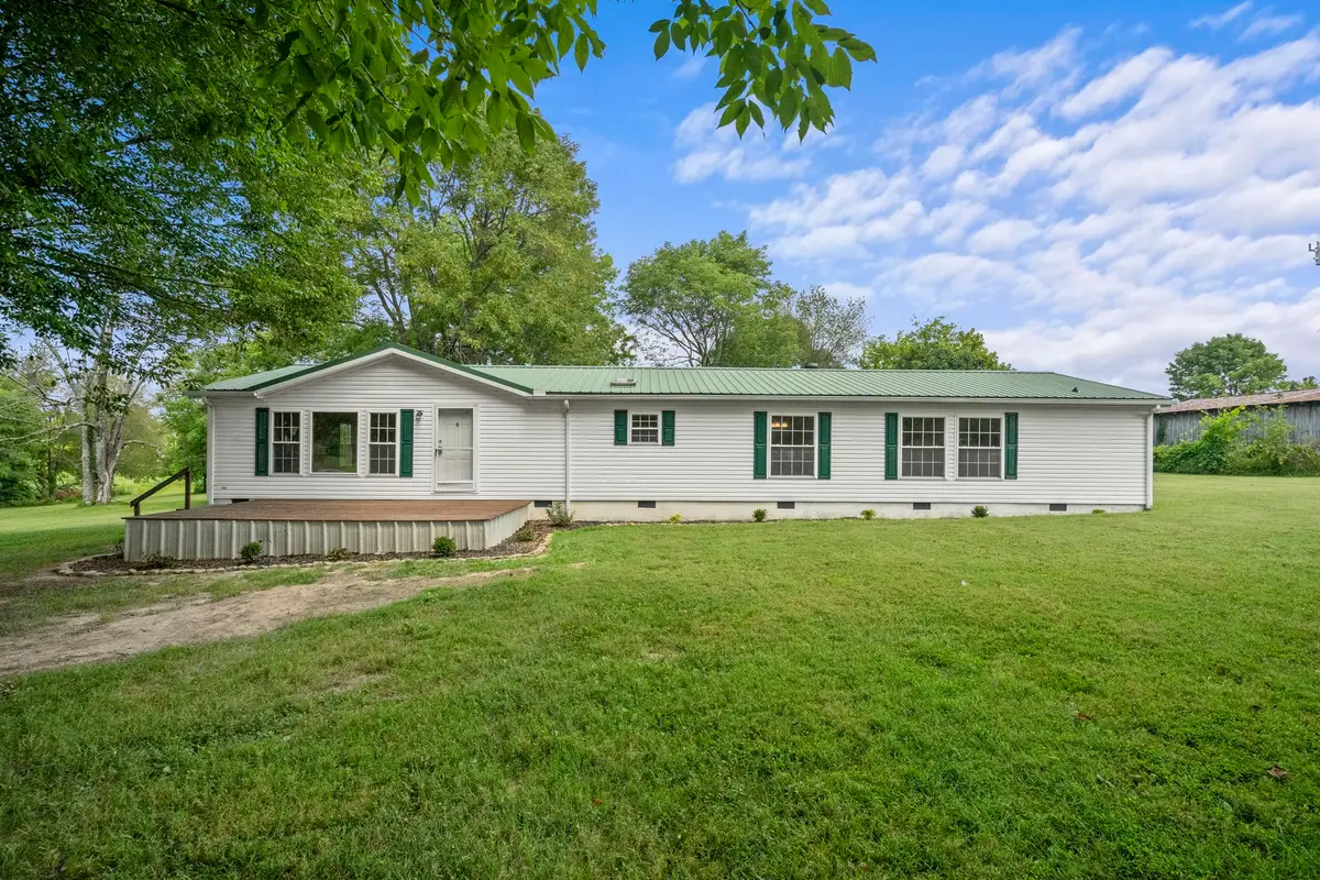 352 Blue Door Rd, Portland, TN 37148 - Image #1