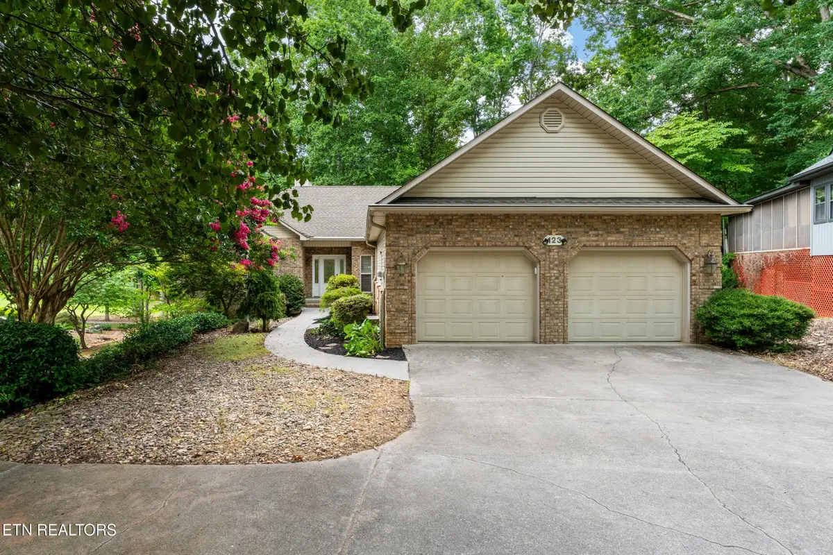 123 Inata Circle, Loudon, TN 37774 - Image #1