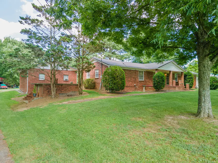 1111 Baker Ln, Lawrenceburg, TN 38464 - Image #3