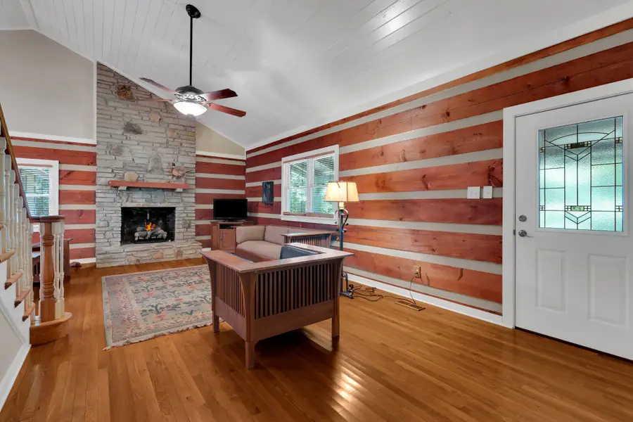 2035 Lakeshore Dr, Monteagle, TN 37356 - Image #3