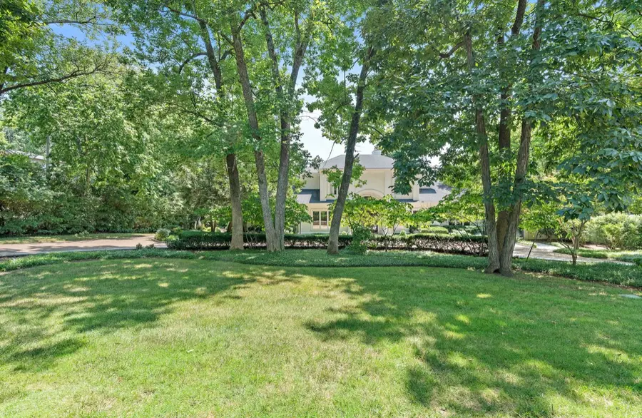 614 Westview Ave, Nashville, TN 37205 - Image #3