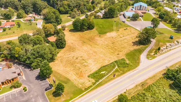 5270 New Highway 31e, Westmoreland, TN 37186