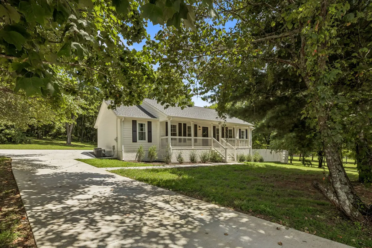 670 Northridge Rd, Columbia, TN 38401 - #1