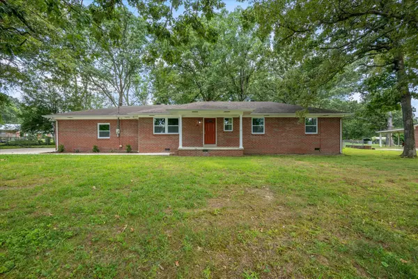 802 Lowry St, Manchester, TN 37355