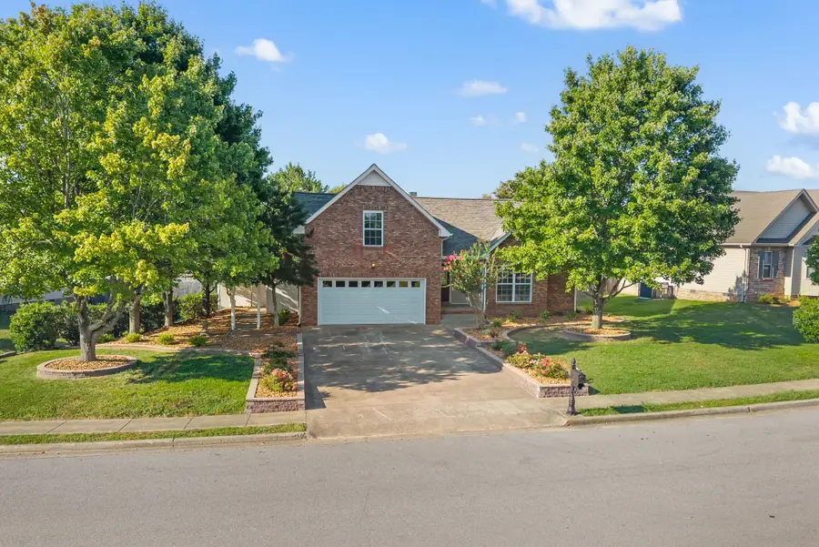 1025 Glenhurst Way, Clarksville, TN 37040 - #3