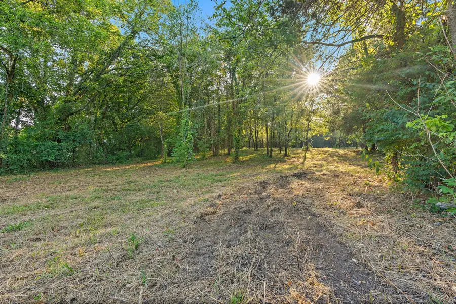 2821 Double Branch Rd, Columbia, TN 38401 - #2