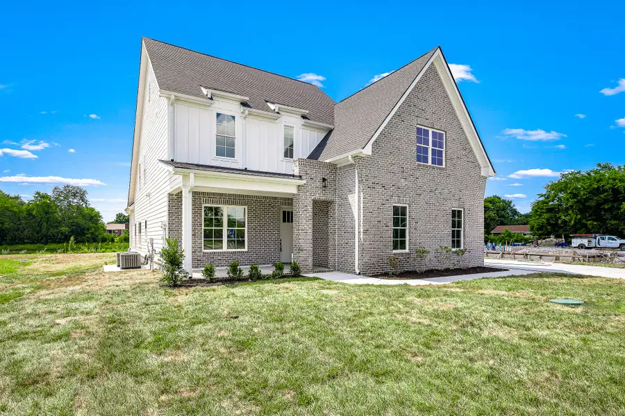 516 Gresham Ln, Murfreesboro, TN 37129 - #3