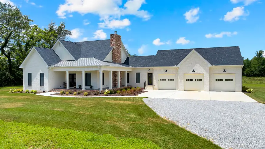 411 Bryan Rd, Hillsboro, TN 37342 - Image #2