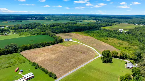 411 Bryan Rd, Hillsboro, TN 37342