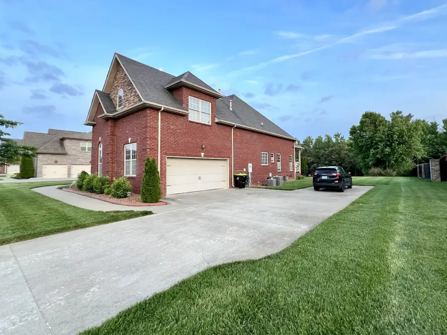 1956 Boyer Blvd, Clarksville, TN 37043 - #2