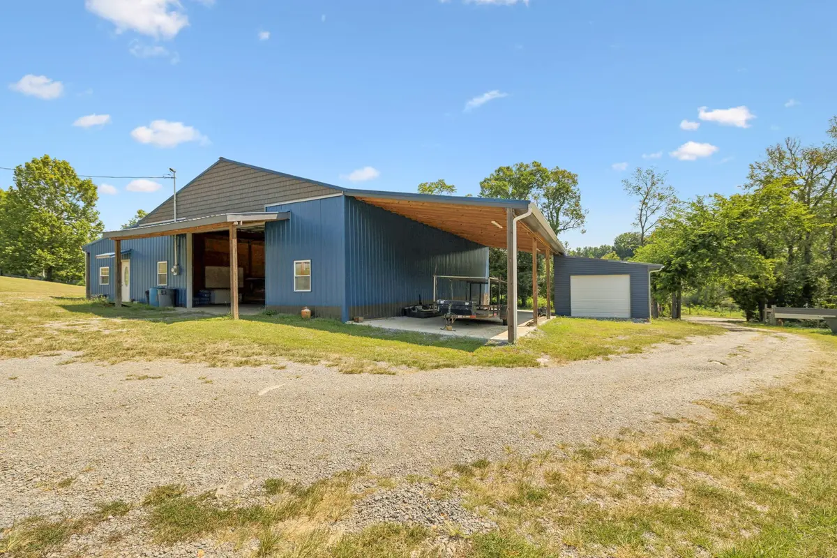 942 Fay Creek Rd, Wartrace, TN 37183 - Image #1