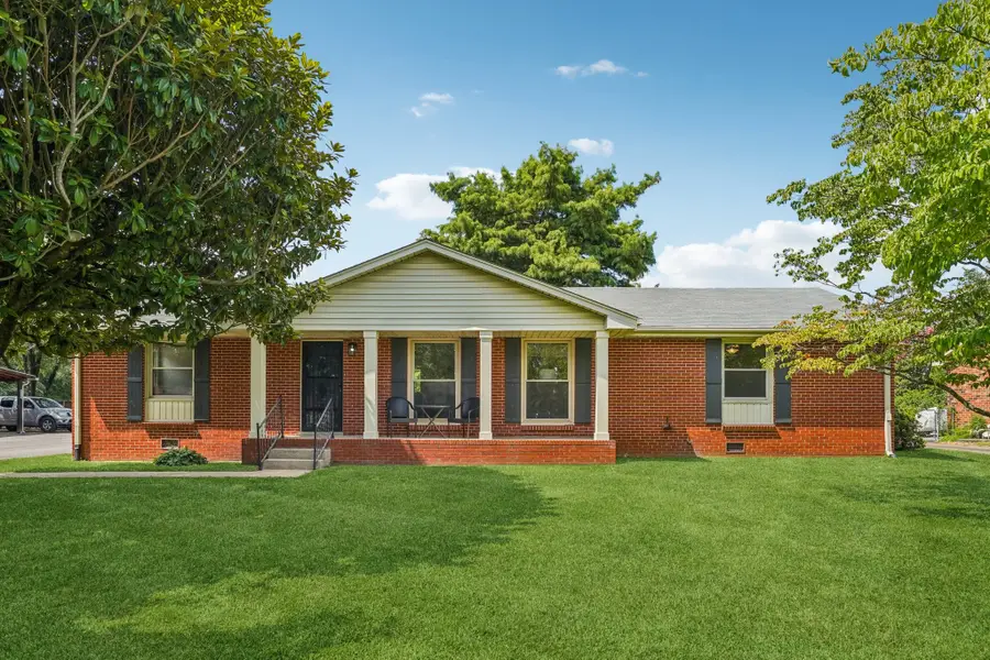 303 Davis Park Dr, Smyrna, TN 37167 - Image #2