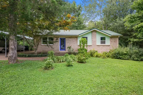 7210 White Oak Dr, Fairview, TN 37062