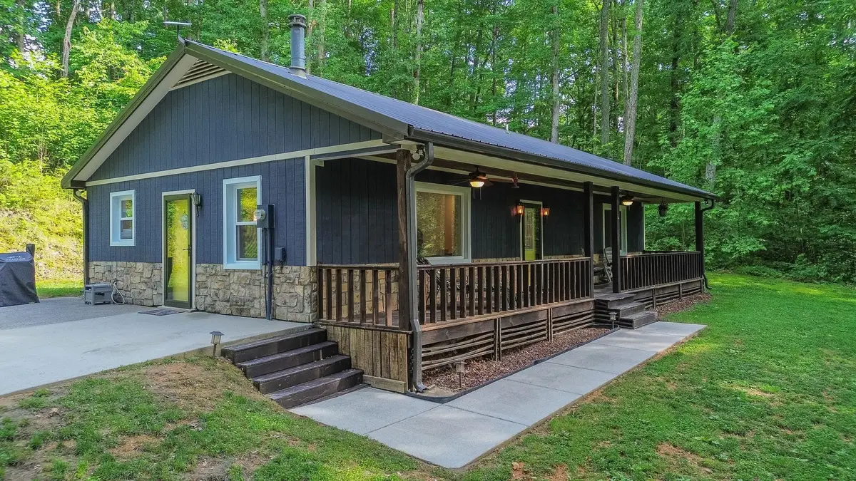 7872 Oscar Green Rd, Primm Springs, TN 38476 - Image #1