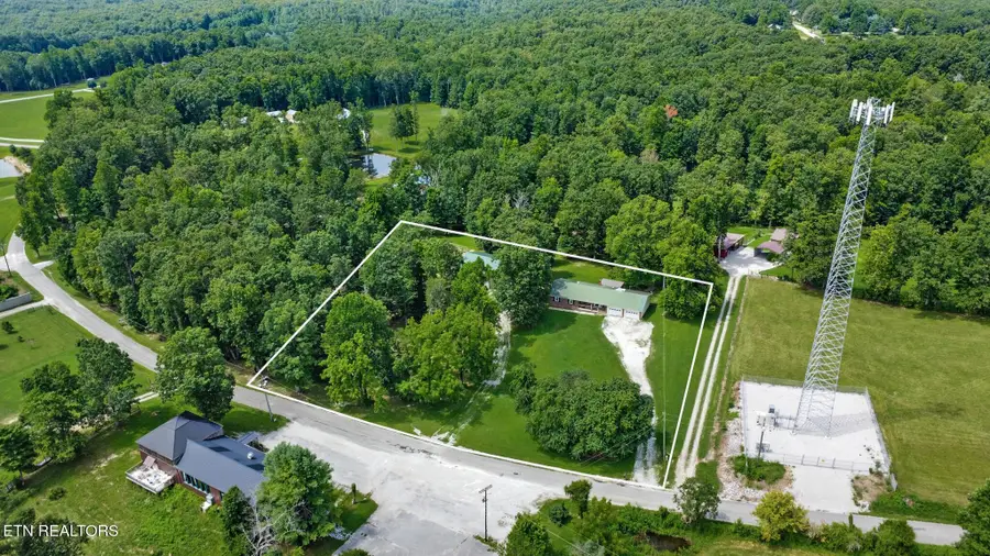 324 Wheeler Lane, Jamestown, TN 38556 - Image #3